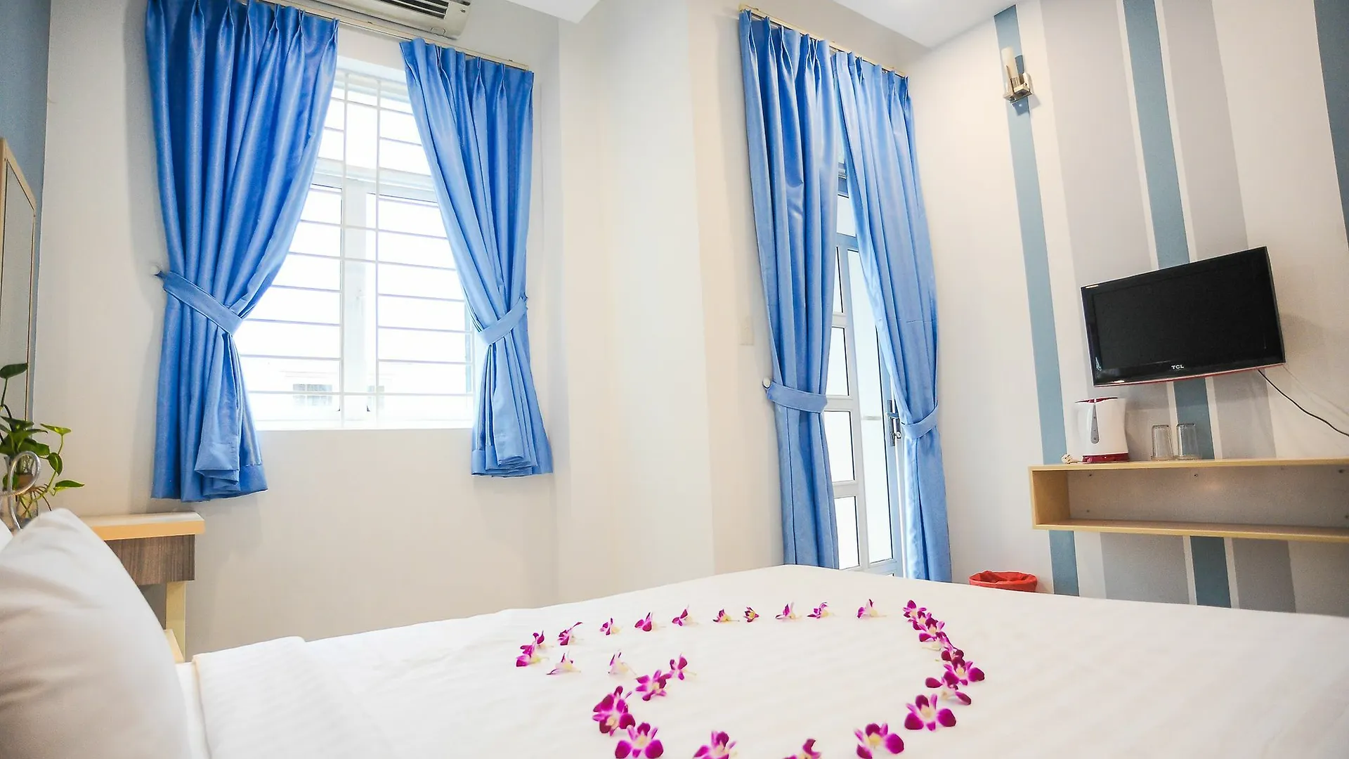 My Anh 120 Central Saigon Hotel Ben Thanh Market Ho Şi Min
